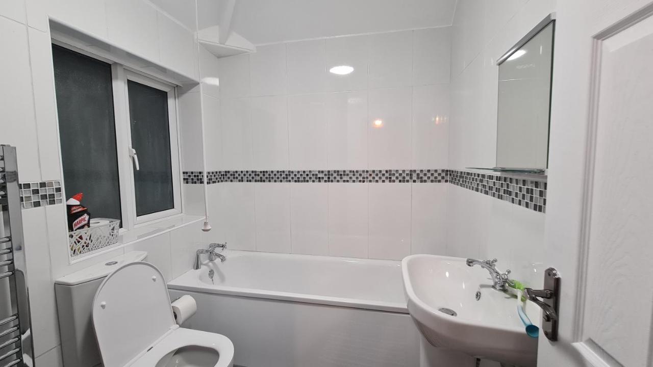 Spacious 3 Bedroom House in Spondon, Derby Exterior foto